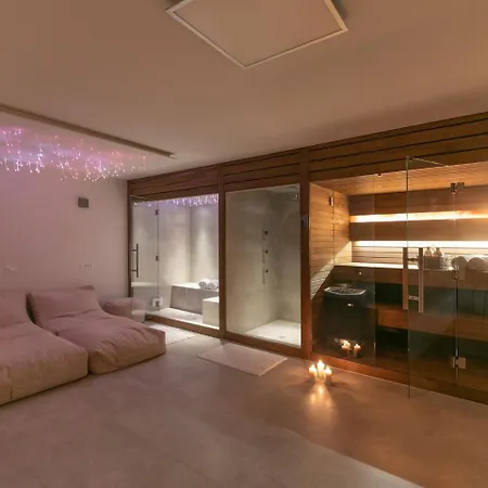 Luxurious Child-friendly With Jacuzzi In Tar Villa